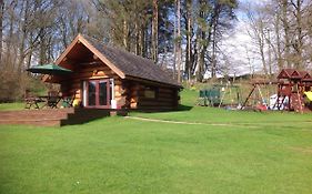 Lyne View, Log Cabin